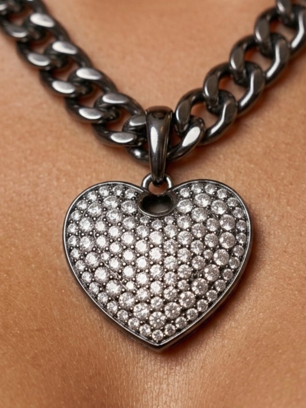 Dark Pave Heart Cuban Link Necklace - Picture 4 of 6